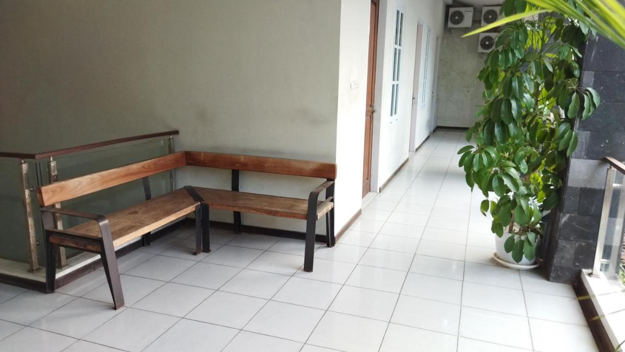 Nusantara Hotel Syariah Jepara Exterior foto